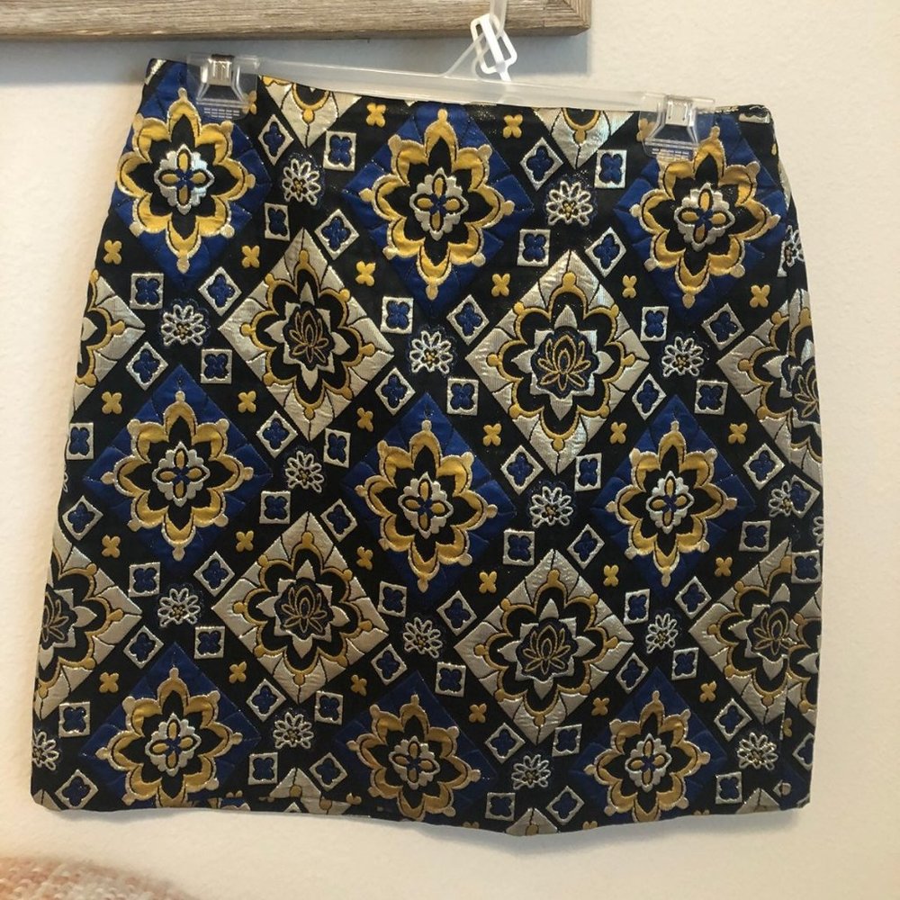 *Sold* Loft Festive Skirt